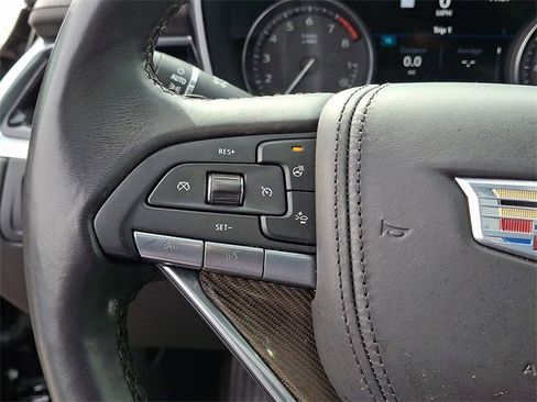 Used 2022 Cadillac XT6 Premium Luxury w/ Platinum Package image 20