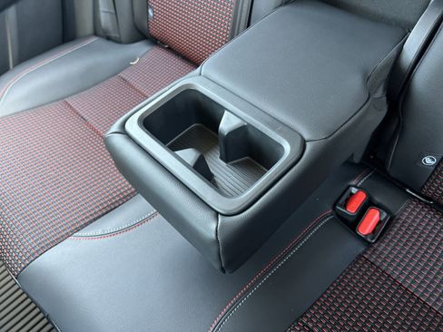 New 2026 Nissan Kicks SR FWD image 21