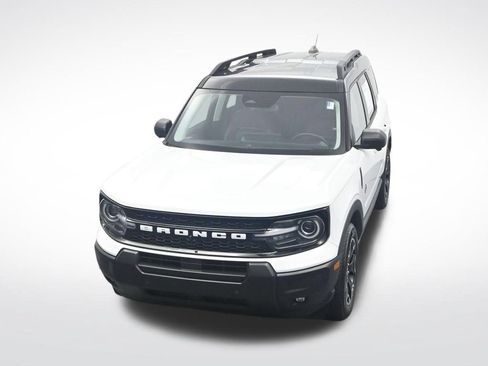 Used 2025 Ford Bronco Sport Outer Banks w/ Outer Banks Tech Package+ AWD/4WD image 32