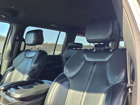 Used 2024 Jeep Wagoneer L 4WD image 20