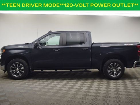 Used 2022 Chevrolet Silverado 1500 LT image 13