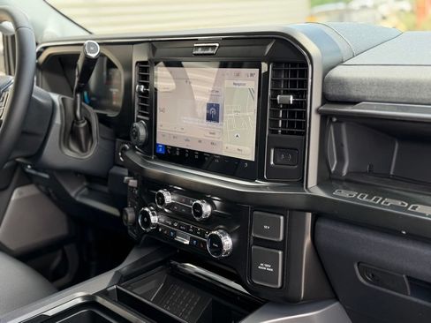 New 2026 Ford F250 Lariat w/ Lariat Premium Package AWD/4WD image 21