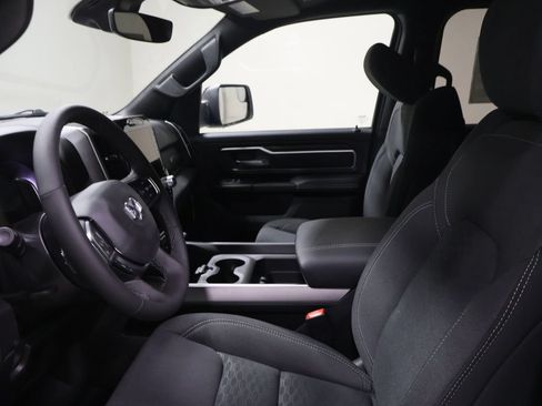 New 2026 RAM 1500 4x4 Crew Cab image 8