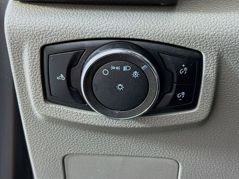 Used 2017 Ford F250 XL w/ Power Equipment Group AWD/4WD image 10
