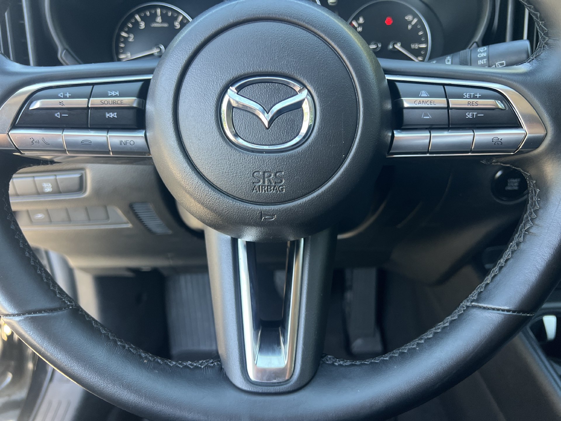 Used 2025 MAZDA CX-50 AWD 2.5 S w/ Preferred Package image 9