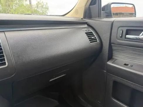 Used 2018 Ford Flex SEL w/ Equipment Group 202A FWD image 30