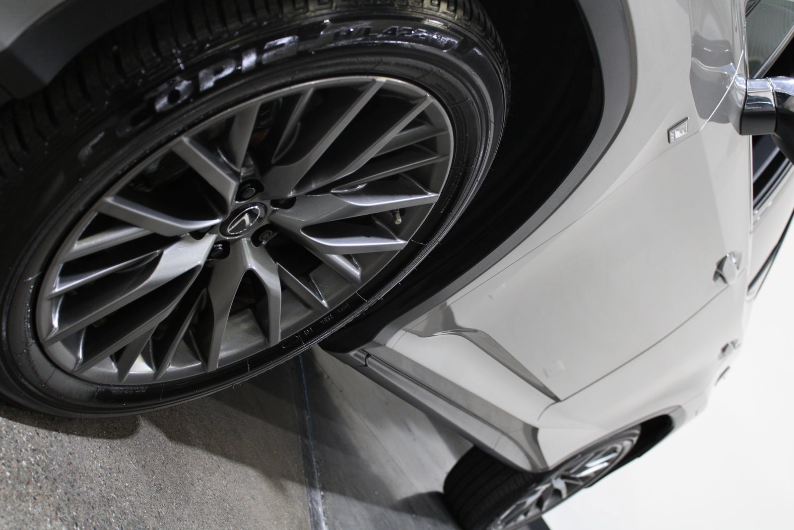 Used 2022 Lexus RX 350 F Sport w/ Accessory Package AWD/4WD image 4