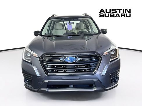 Used 2023 Subaru Forester AWD/4WD image 2
