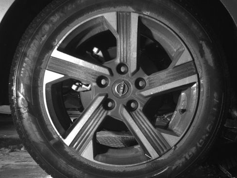 Used 2025 Nissan Sentra SV FWD image 15