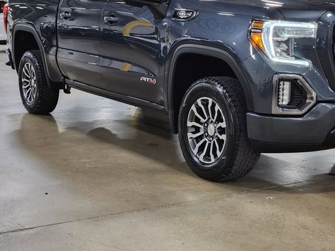 Used 2021 GMC Sierra 1500 AT4 image 16