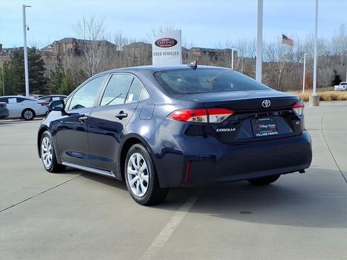Used 2024 Toyota Corolla LE image 4