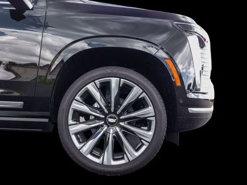 New 2026 Cadillac Escalade ESV Luxury w/ Touring Package AWD/4WD image 5