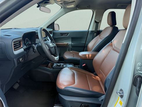 Used 2024 Ford Maverick Lariat AWD/4WD image 9