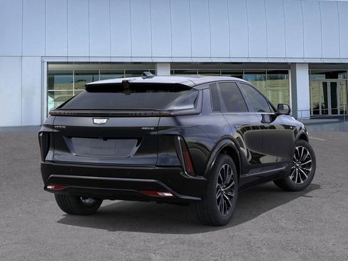 New 2026 Cadillac Lyriq Sport w/ LPO, Floor Liner Package image 4