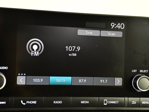 Certified 2023 Honda HR-V LX image 26