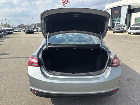 Used 2024 Chevrolet Malibu LT w/ Sport Edition FWD image 28