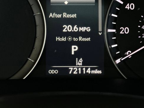 Certified 2022 Lexus RX 450hL AWD w/ Premium Package image 21