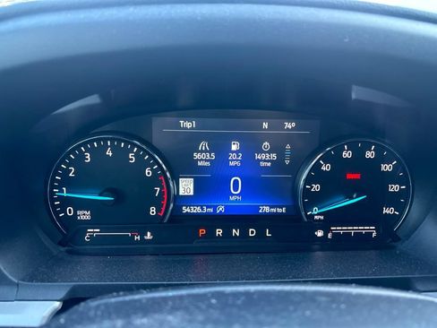 Used 2021 Ford Explorer XLT w/ Equipment Group 202A RWD image 9