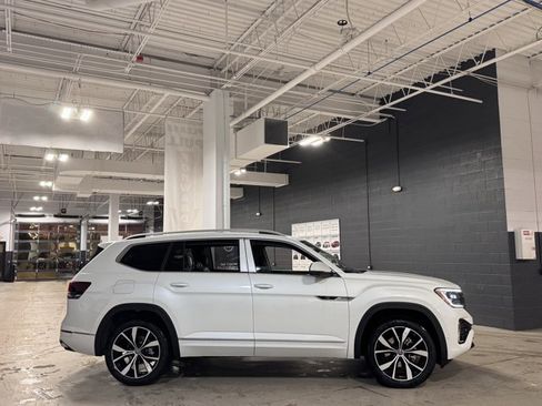 New 2026 Volkswagen Atlas SEL Premium R-Line image 21