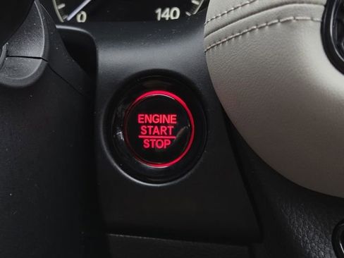 Used 2024 Honda HR-V LX image 13