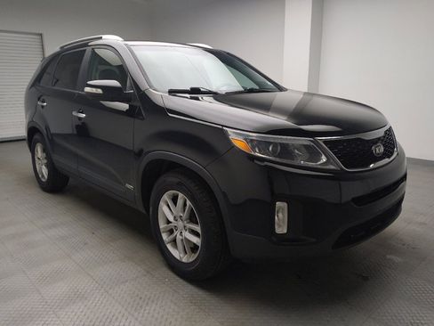 Used 2014 Kia Sorento LX w/ Premium Package image 11