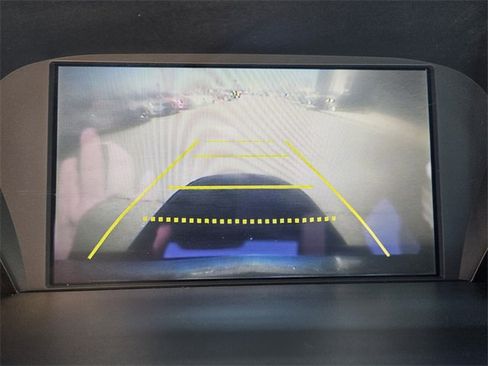 Used 2014 Acura TL w/ Technology Package image 9