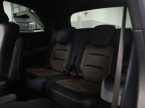 Certified 2021 Mercedes-Benz GLS 63 AMG 4MATIC image 15