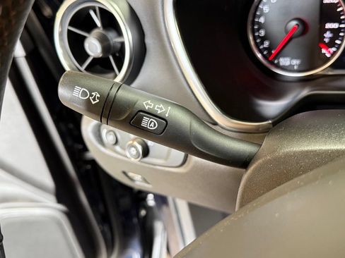 Used 2020 Chevrolet Blazer Premier w/ Driver Confidence II Package AWD/4WD image 19