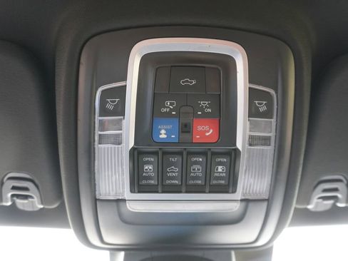 Used 2022 RAM 1500 TRX w/ TRX Level 2 Equipment Group AWD/4WD image 18