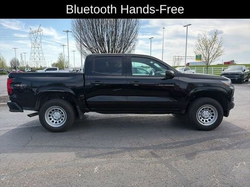 Used 2024 Chevrolet Colorado W/T w/ Safety Package image 3