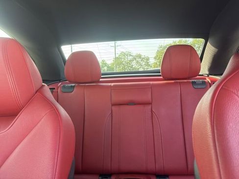 Used 2017 BMW 430i Convertible image 24