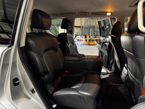 Used 2018 INFINITI QX80 4WD w/ Driver Assistance Package image 26