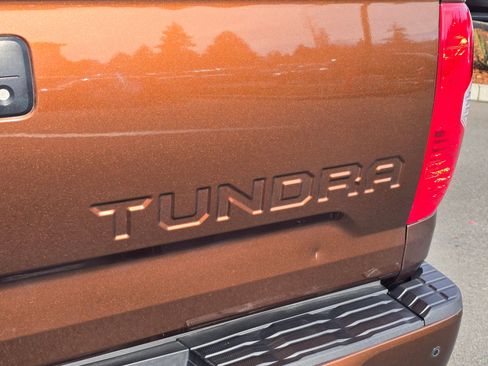 Used 2014 Toyota Tundra Platinum image 10