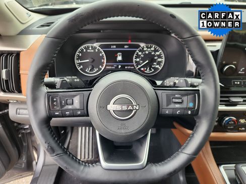 Certified 2022 Nissan Pathfinder Platinum image 9