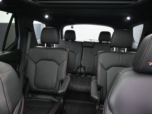Used 2023 Honda Pilot TrailSport image 16