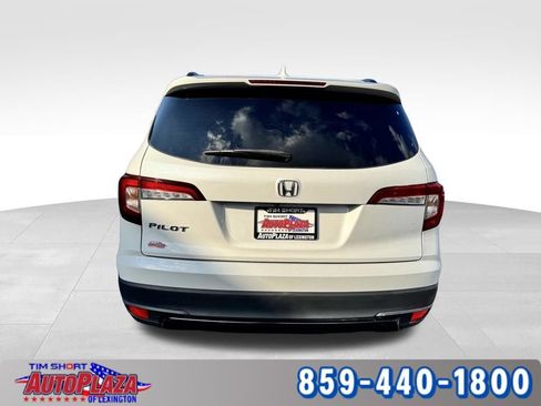 Used 2022 Honda Pilot Sport image 11