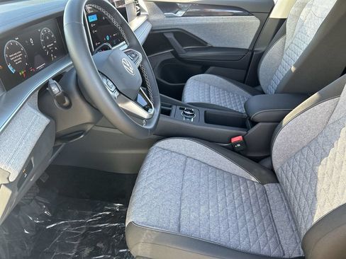 New 2026 Volkswagen Tiguan S FWD image 15