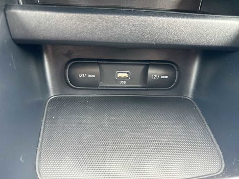 Used 2022 Kia Forte LXS image 28