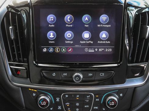 Used 2023 Chevrolet Traverse High Country image 15