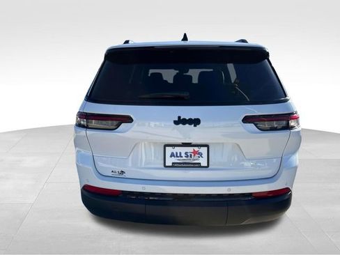 New 2025 Jeep Grand Cherokee L Altitude image 6
