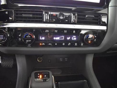 New 2026 Nissan Pathfinder Platinum AWD/4WD image 25