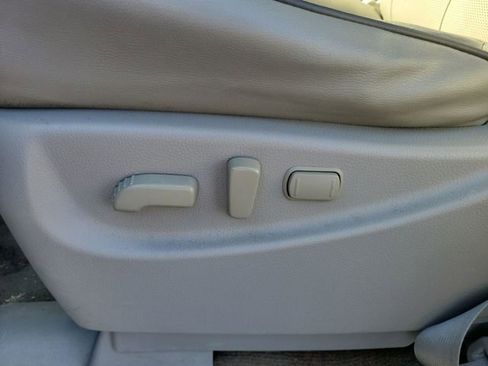 Used 2016 Nissan Quest SL w/ Value Cargo Package image 39