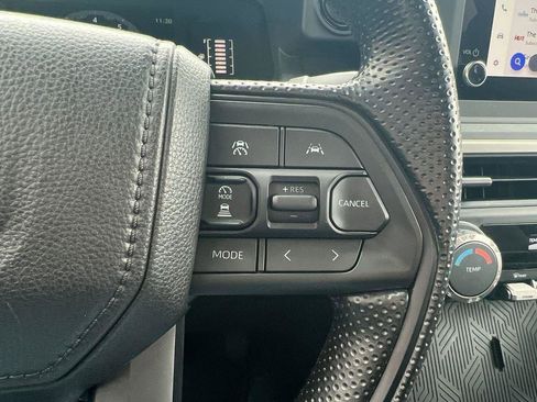 Used 2025 Toyota Tacoma SR image 40