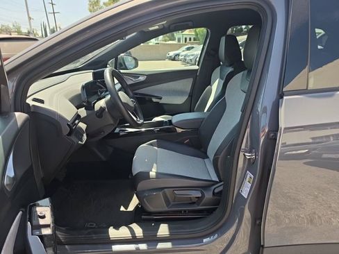 Used 2023 Volkswagen ID.4 Pro RWD image 5
