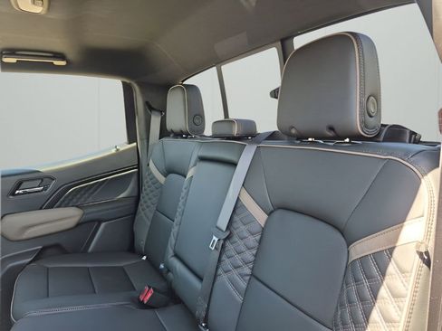 New 2026 GMC Canyon Denali AWD/4WD image 22