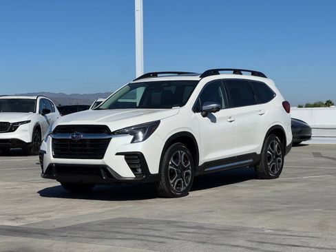 Used 2023 Subaru Ascent Limited w/ Technology Package AWD/4WD image 5