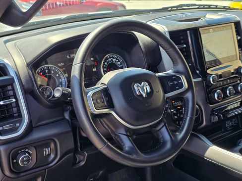 Used 2022 RAM 1500 Big Horn AWD/4WD image 15