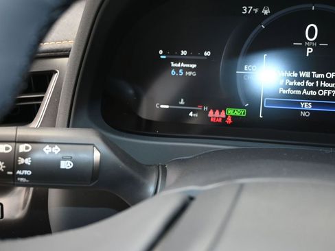 New 2025 Lexus UX 300h FWD image 14