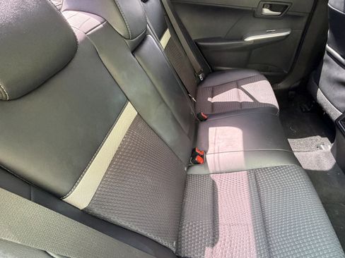 Used 2013 Toyota Camry SE FWD image 35