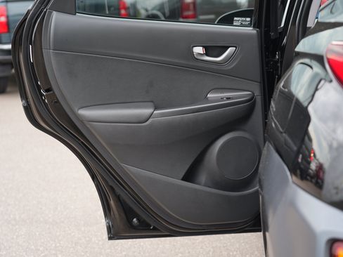 Used 2021 Hyundai Kona Ultimate FWD image 19